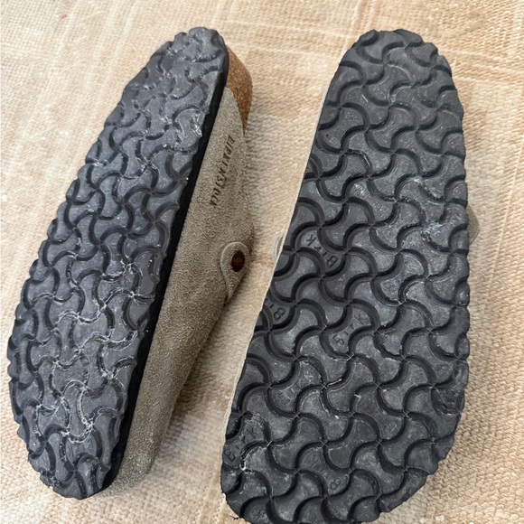 Boston Clogs - Picture 4 of 5